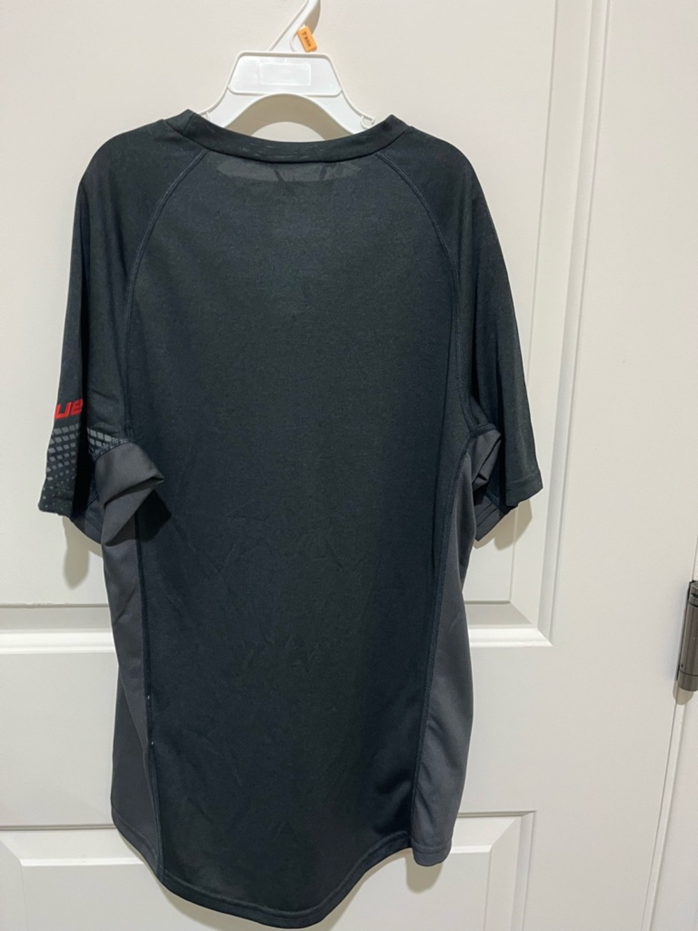 NWT Bauer Black and White Hockey Fit Youth L - Picture 3 of 9